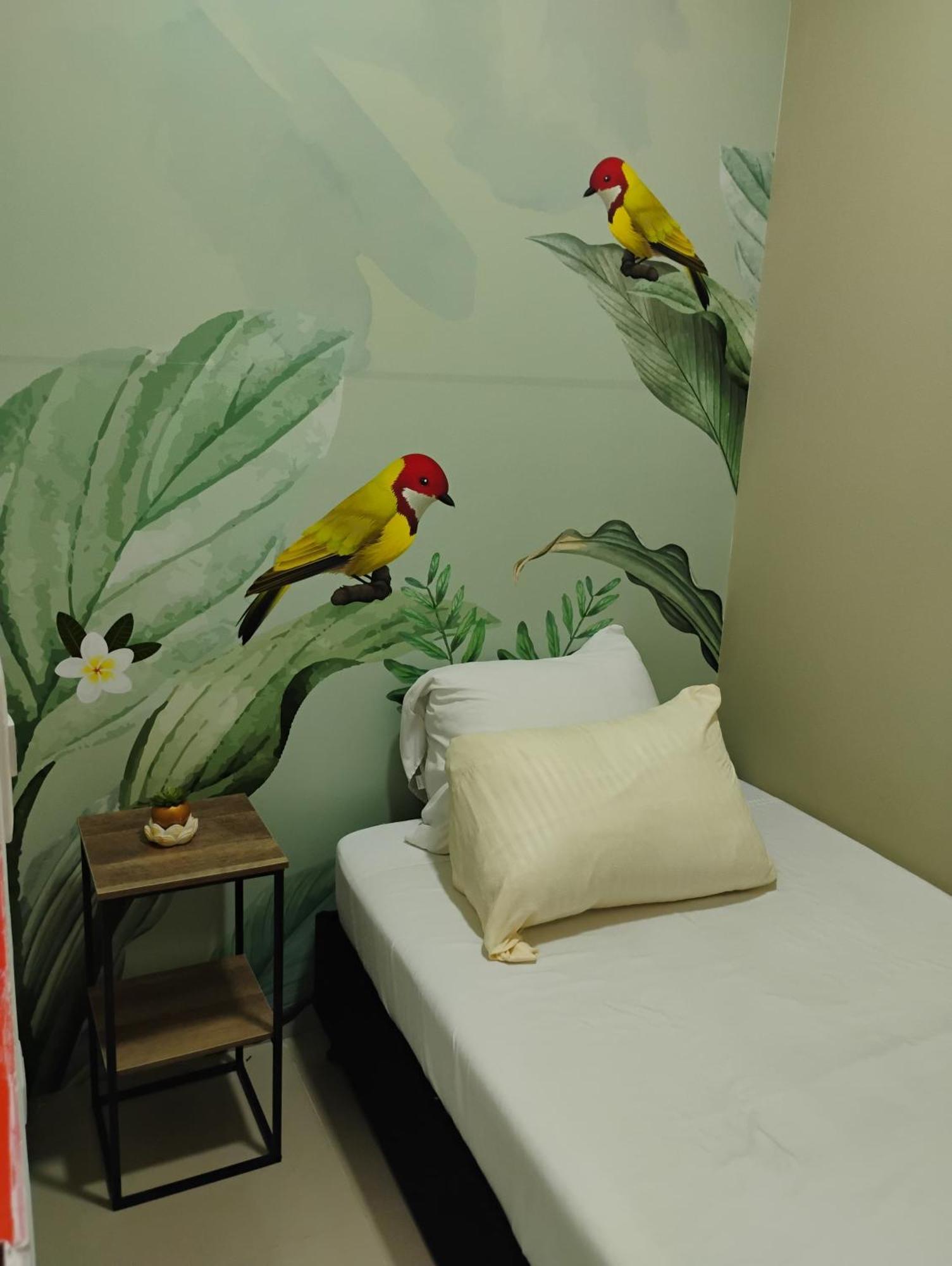 Parceros Med Hostel Medellin Bagian luar foto