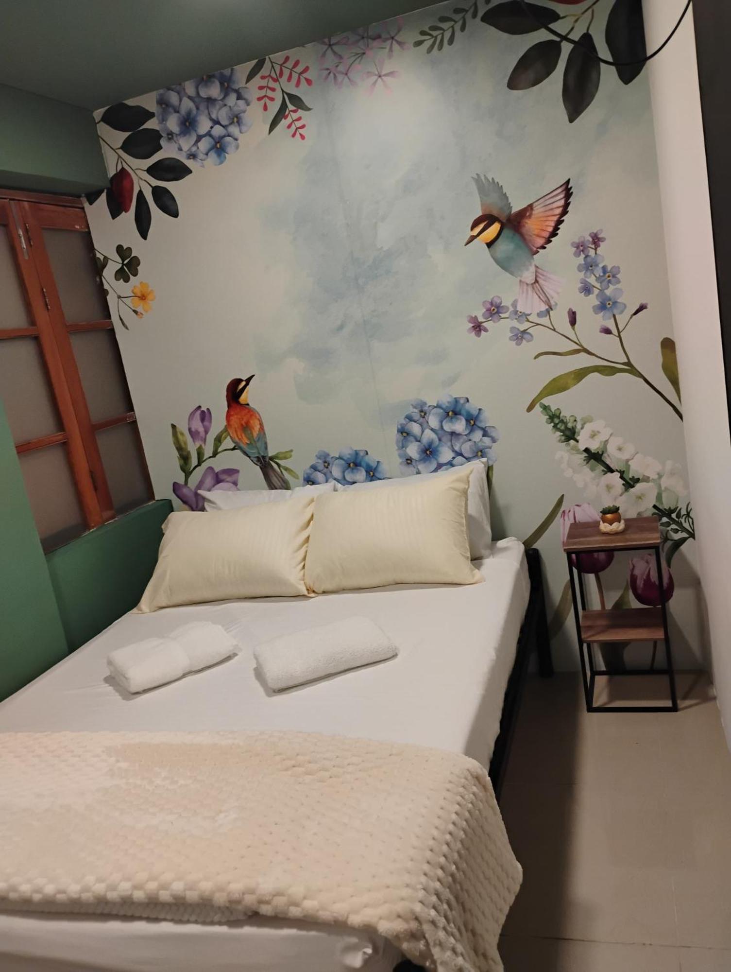 Parceros Med Hostel Medellin Bagian luar foto